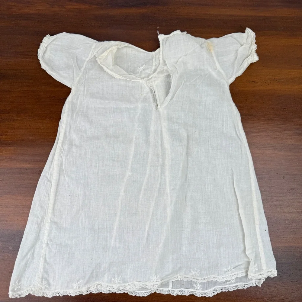 Vintage Handmade Baby Clothes Lot Pink Lace Dress Bloomers White Gown Robe‎ 4pc